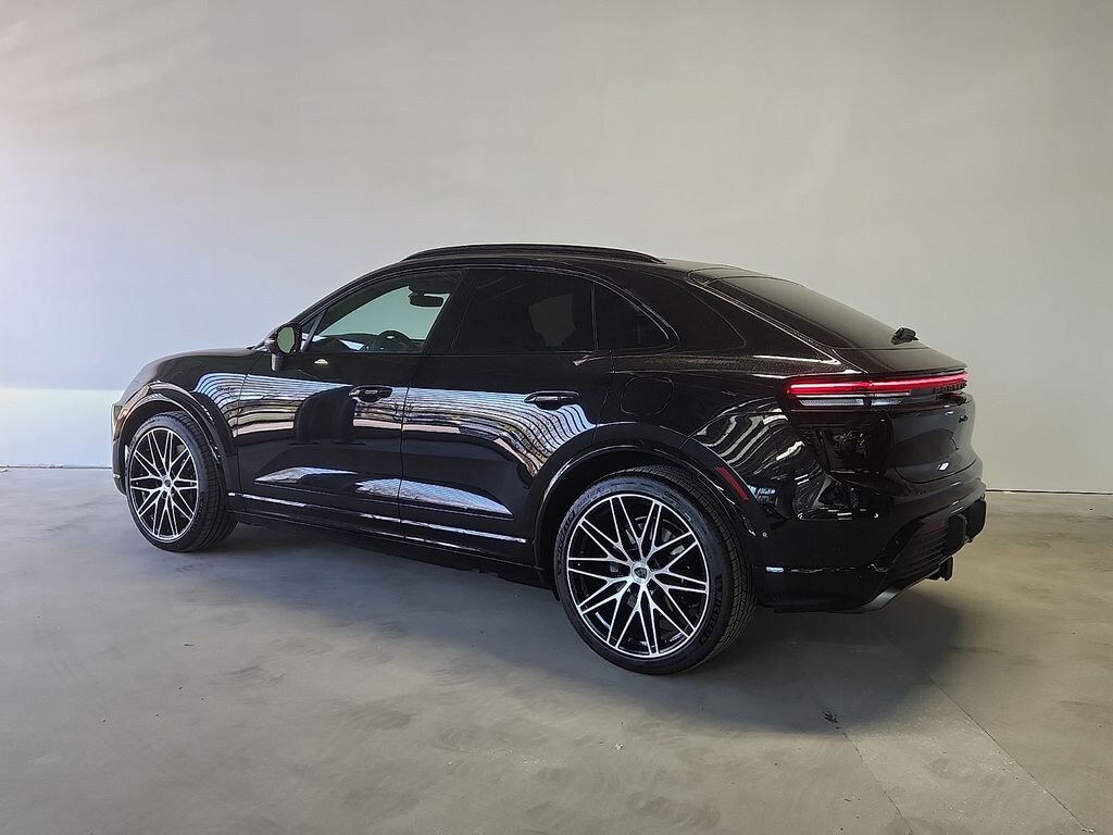 New 2026 Porsche Macan Electric Turbo SUV