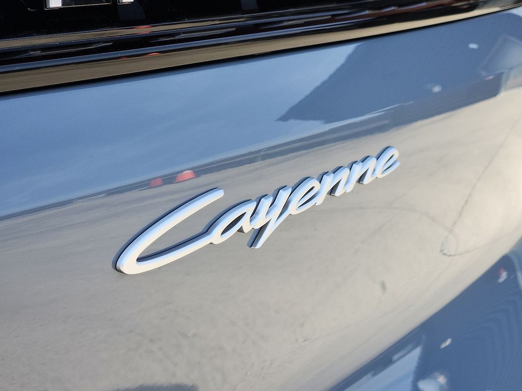 2026 Porsche Cayenne Base - Photo 25