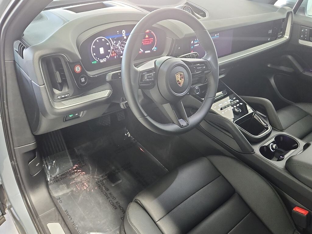 Certified 2025 Porsche Cayenne SUV