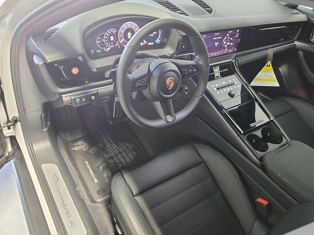 New 2026 Porsche Panamera 4 Hatchback