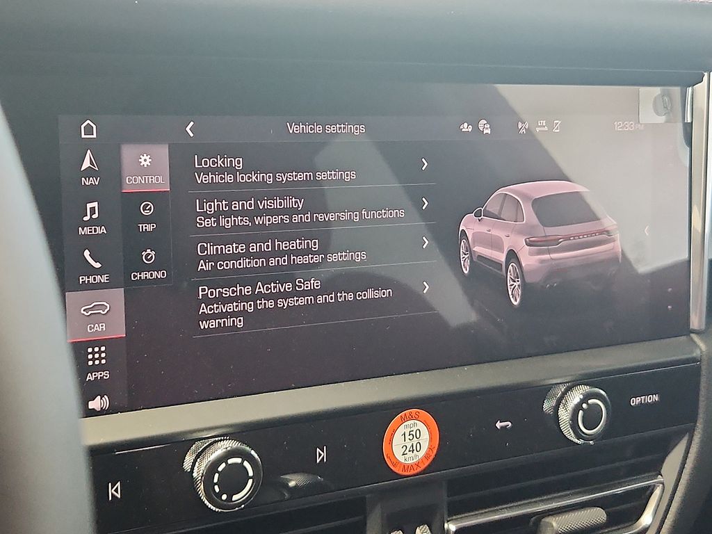 2026 Porsche Macan T - Photo 22