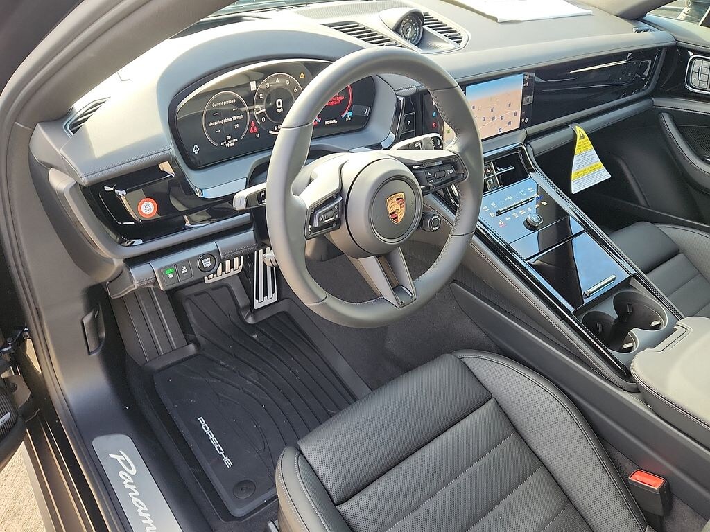New 2026 Porsche Panamera 4 Hatchback