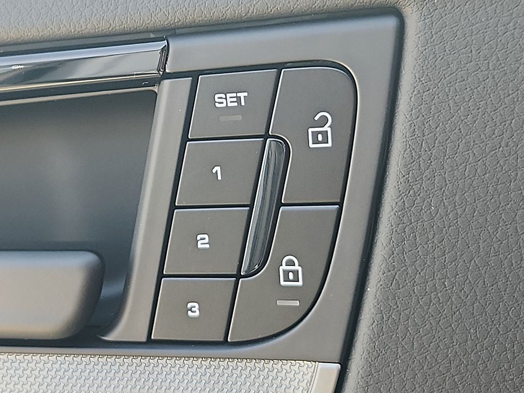 2026 Porsche Cayenne Base - Photo 19
