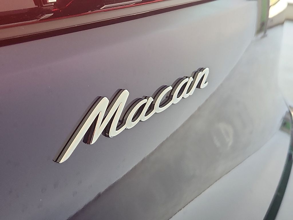 2026 Porsche Macan Base - Photo 26