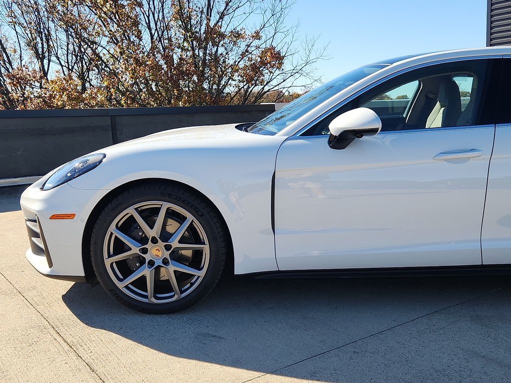 2026 Porsche Panamera Base - Photo 6