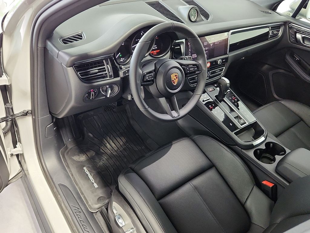 New 2026 Porsche Macan SUV