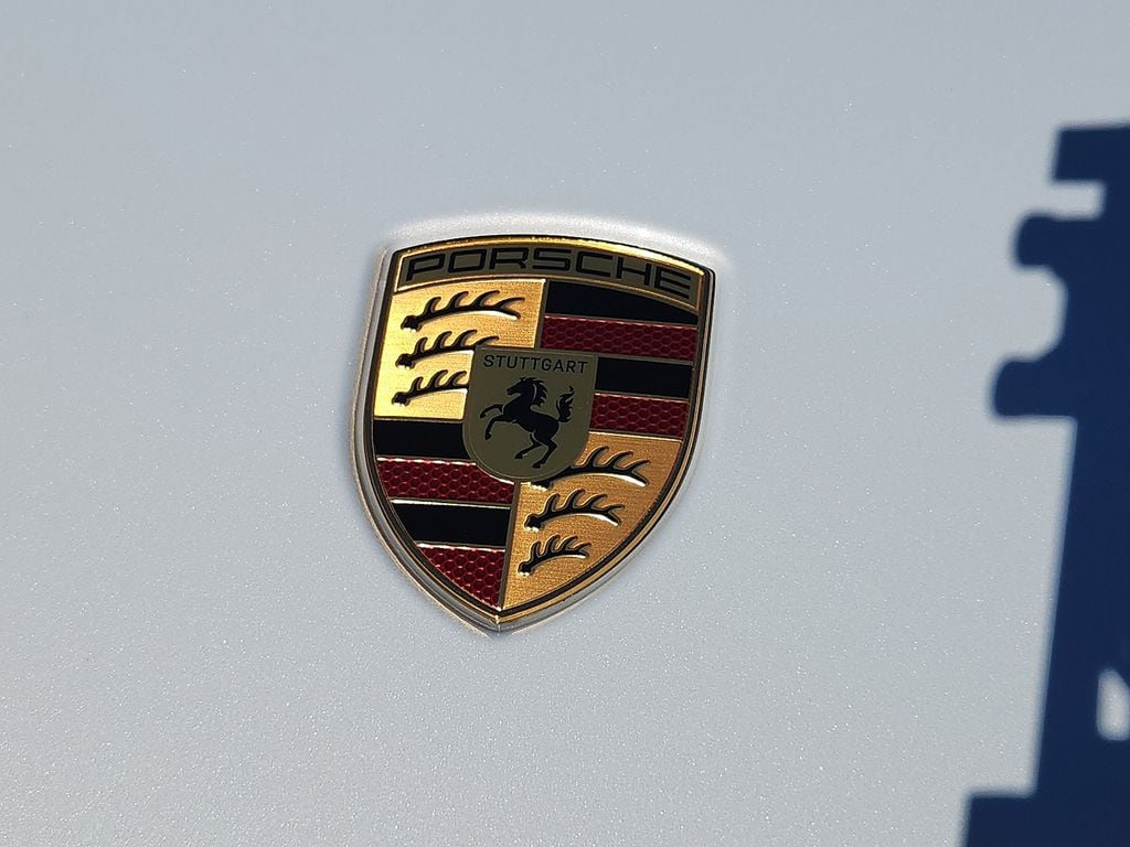 2026 Porsche Taycan Base - Photo 25