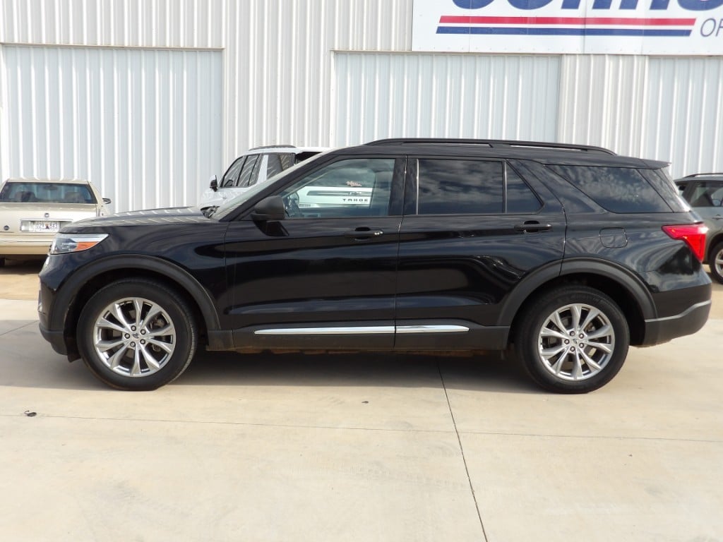 Used 2020 Ford Explorer XLT with VIN 1FMSK8DH9LGA14939 for sale in Kingfisher, OK