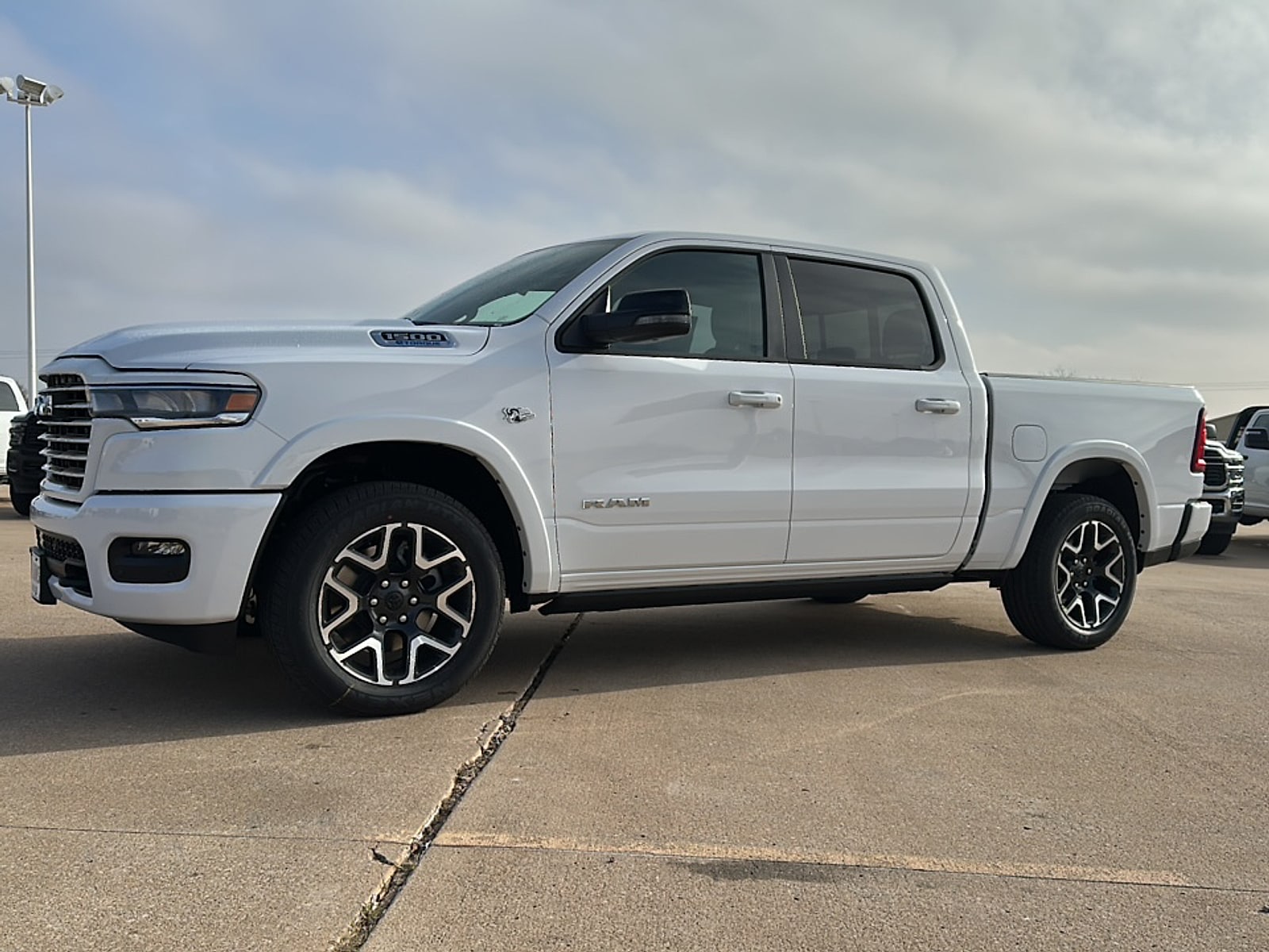 2026 RAM Ram 1500 Pickup Laramie's photo
