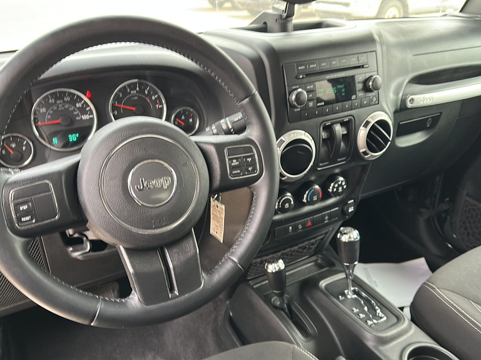 2017 Jeep Wrangler Sahara - Photo 11