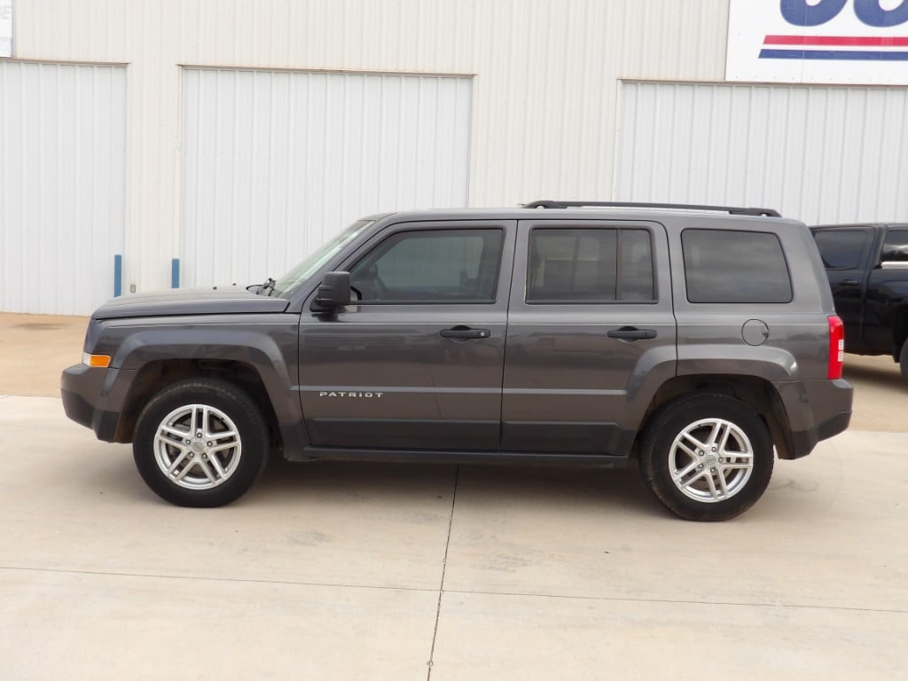 Used 2016 Jeep Patriot Sport with VIN 1C4NJPBA4GD776605 for sale in Kingfisher, OK