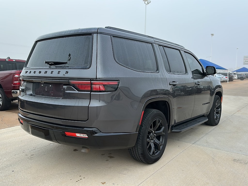Used 2025 Jeep Wagoneer Series II 4x4
