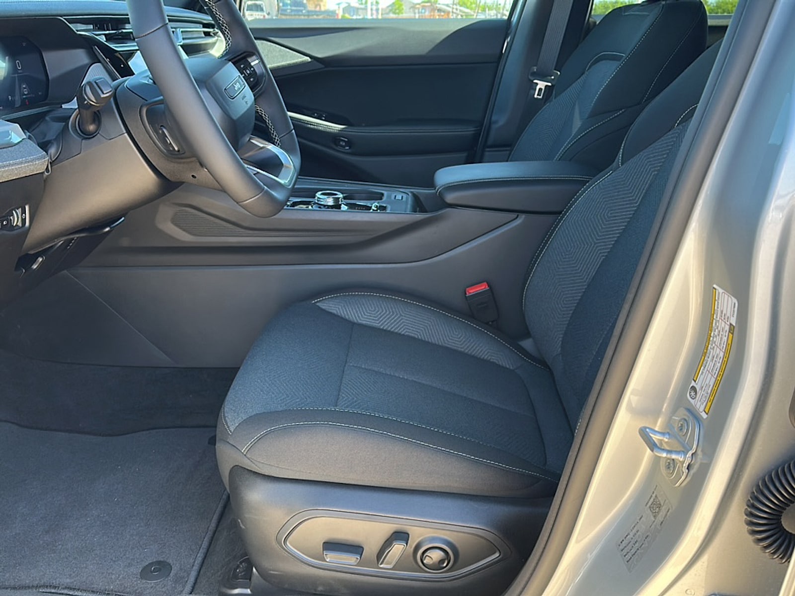 2026 Jeep Cherokee Laredo - Photo 7