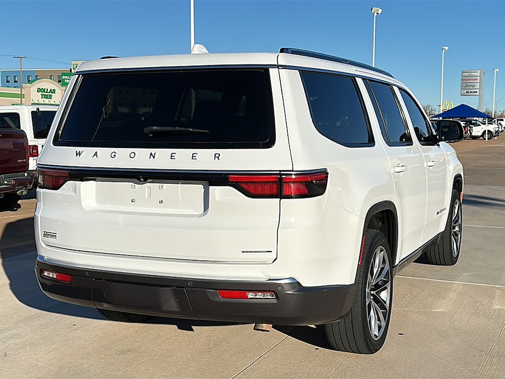 Used 2022 Jeep Wagoneer Series III 4x2