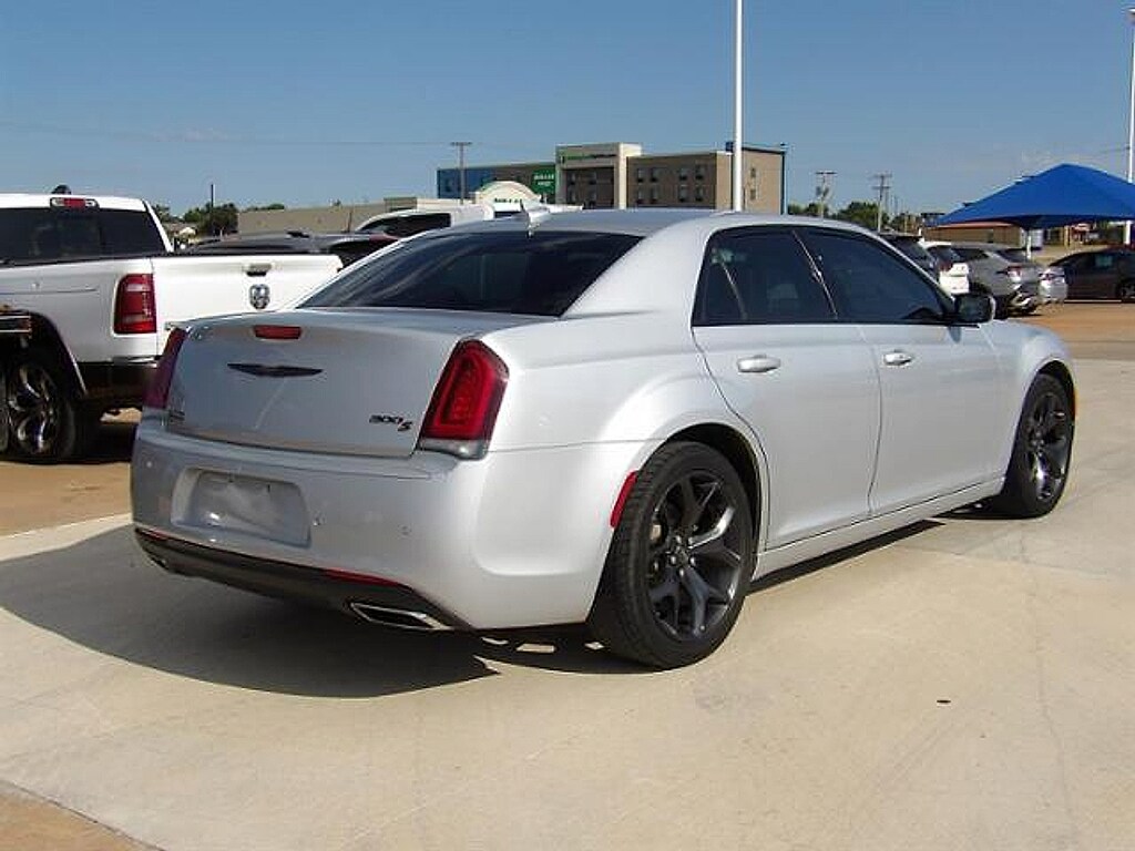 Used 2021 Chrysler 300 300S S V6 Sedan