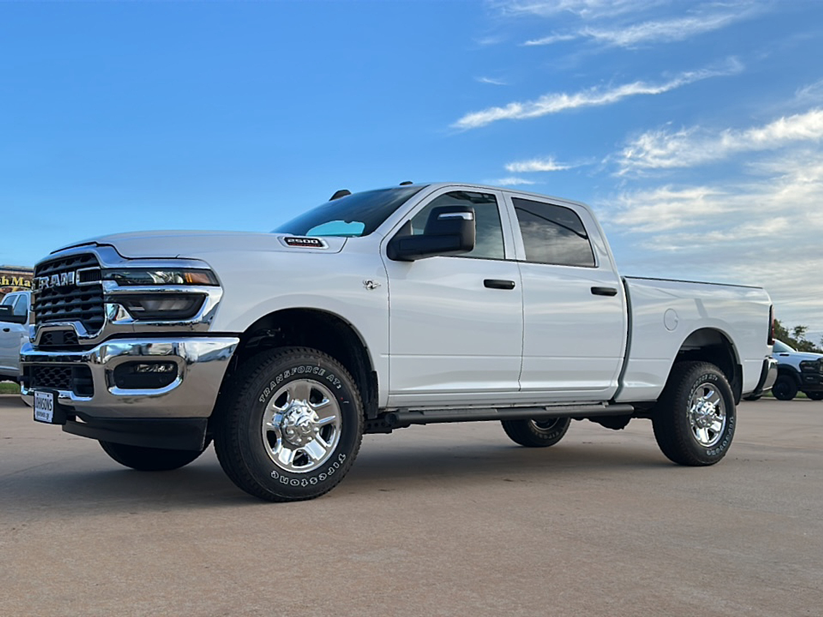 2027 Ram 2500 TRADESMAN CREW CAB 4X4 Pickup