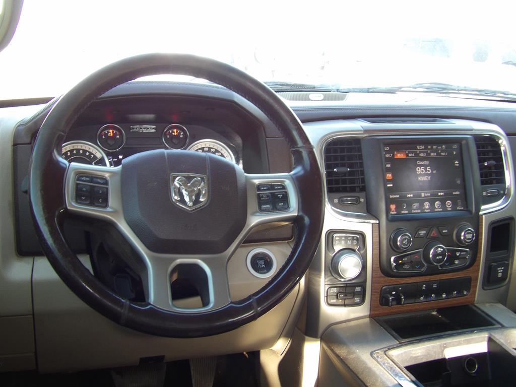 Used 2013 RAM Ram 1500 Pickup Laramie with VIN 1C6RR7NT5DS711137 for sale in Kingfisher, OK