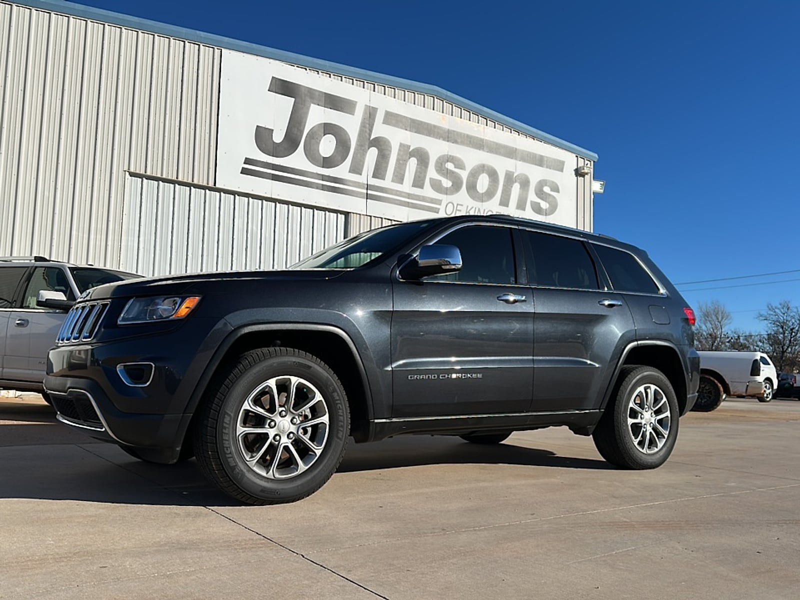2016 Jeep Grand Cherokee Limited's photo