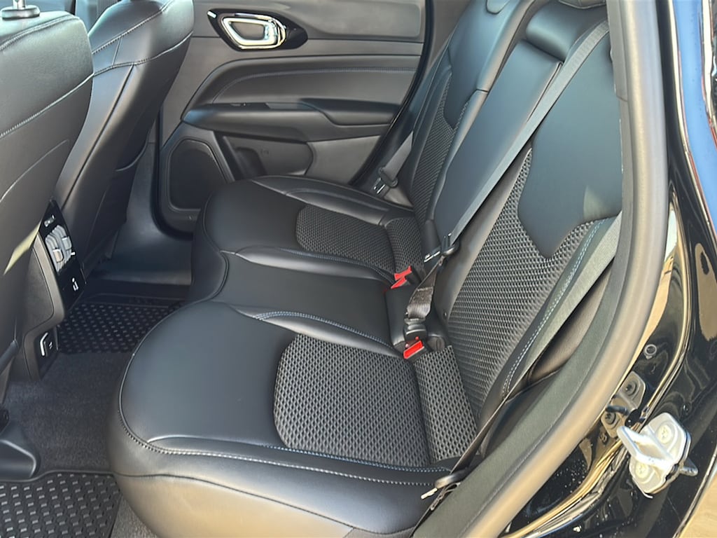 New 2026 Jeep Compass Latitude Altitude Sport Utility