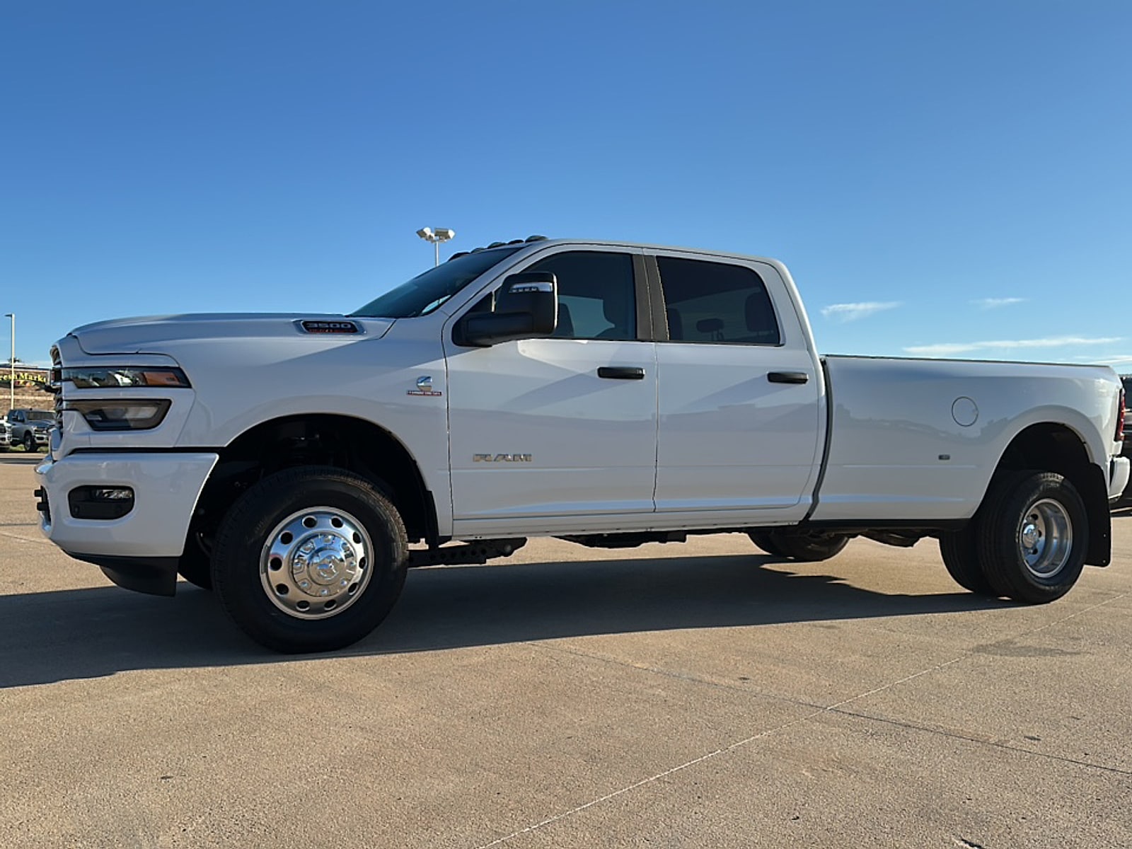 2026 RAM Ram 3500 Pickup Big Horn's photo