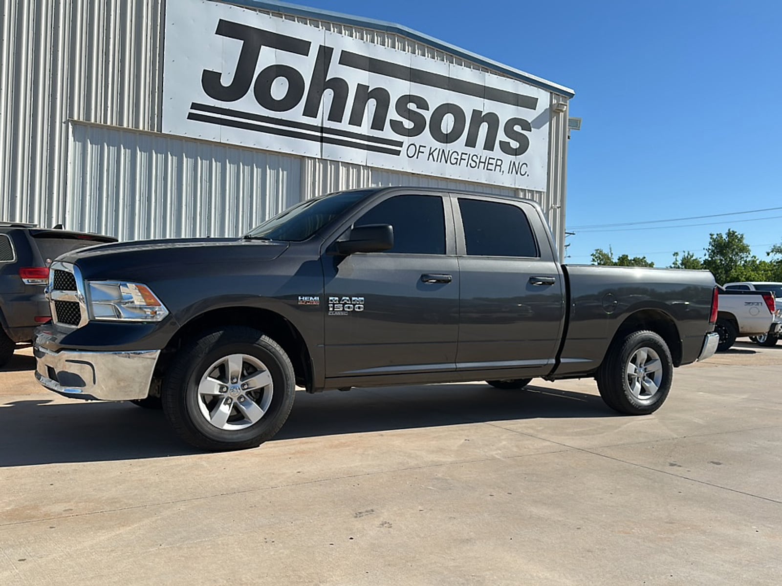 2021 RAM Ram 1500 Classic SLT