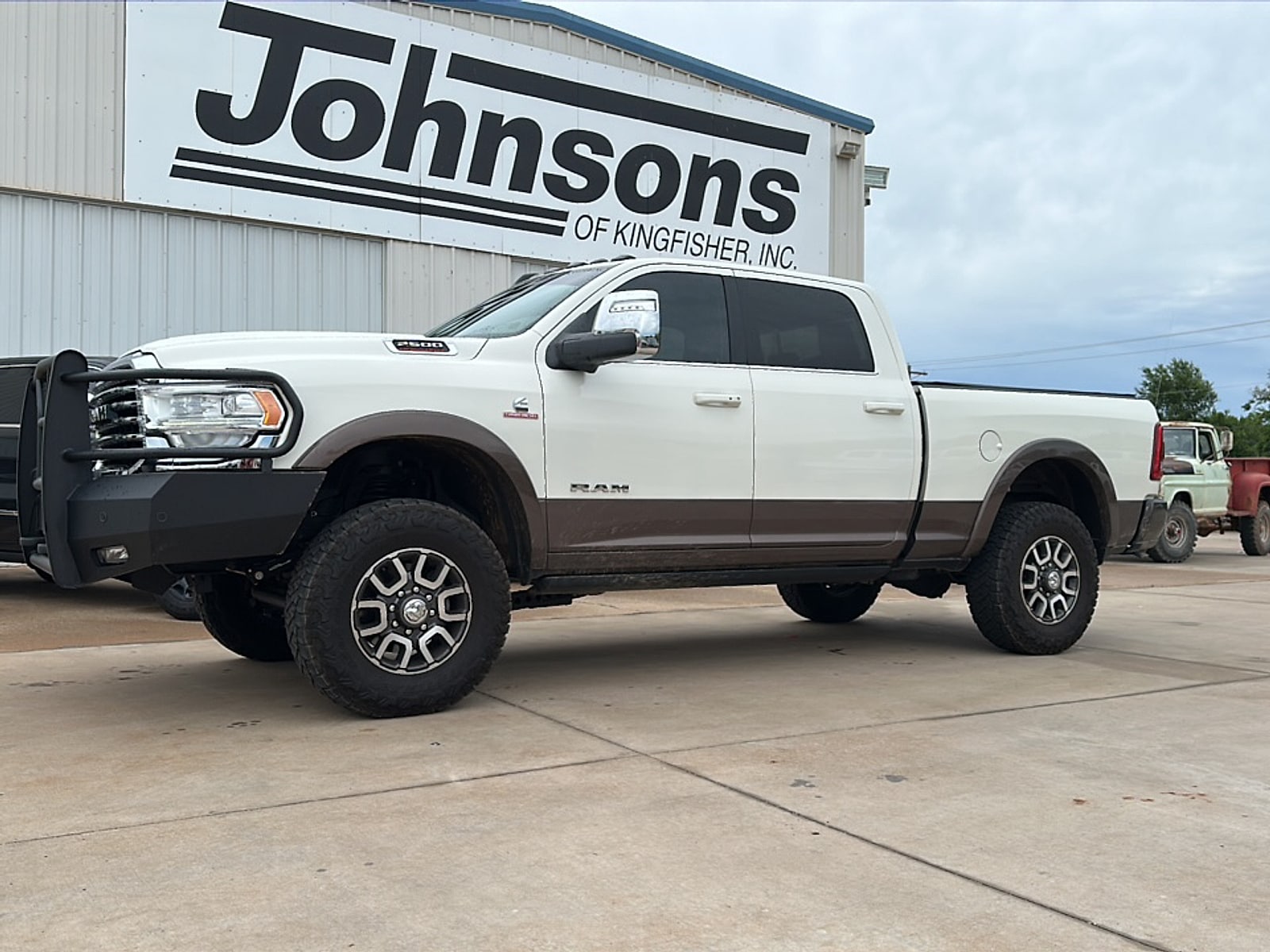 2024 RAM 2500 Laramie Longhorn 4X4 Crew Cab SWB's photo