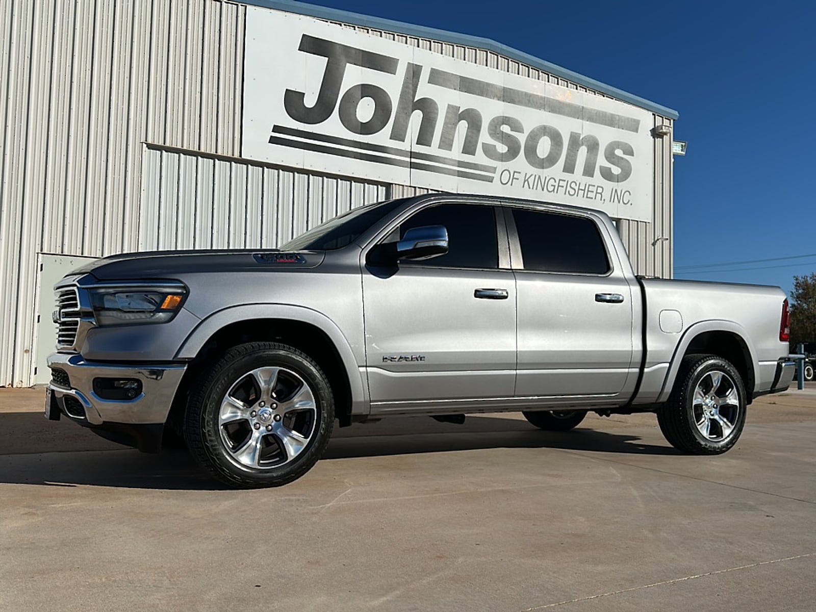 2022 RAM Ram 1500 Pickup Laramie's photo