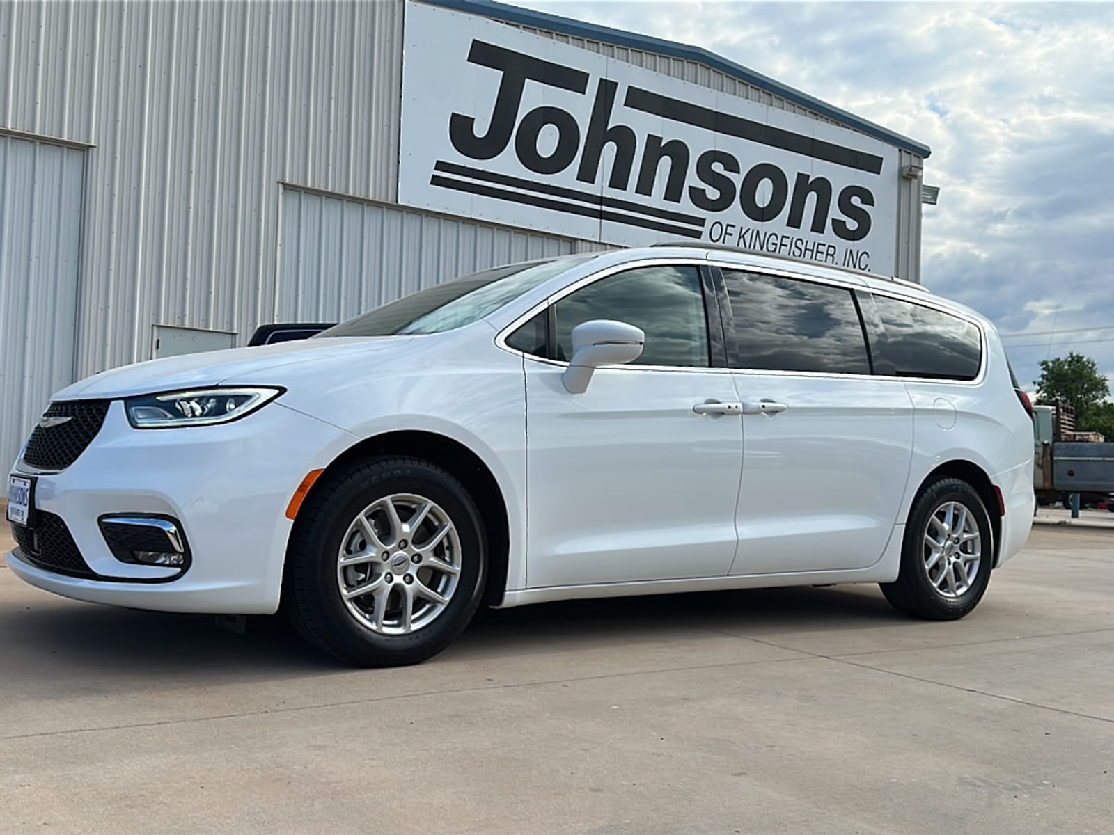 2022 Chrysler Pacifica Touring L