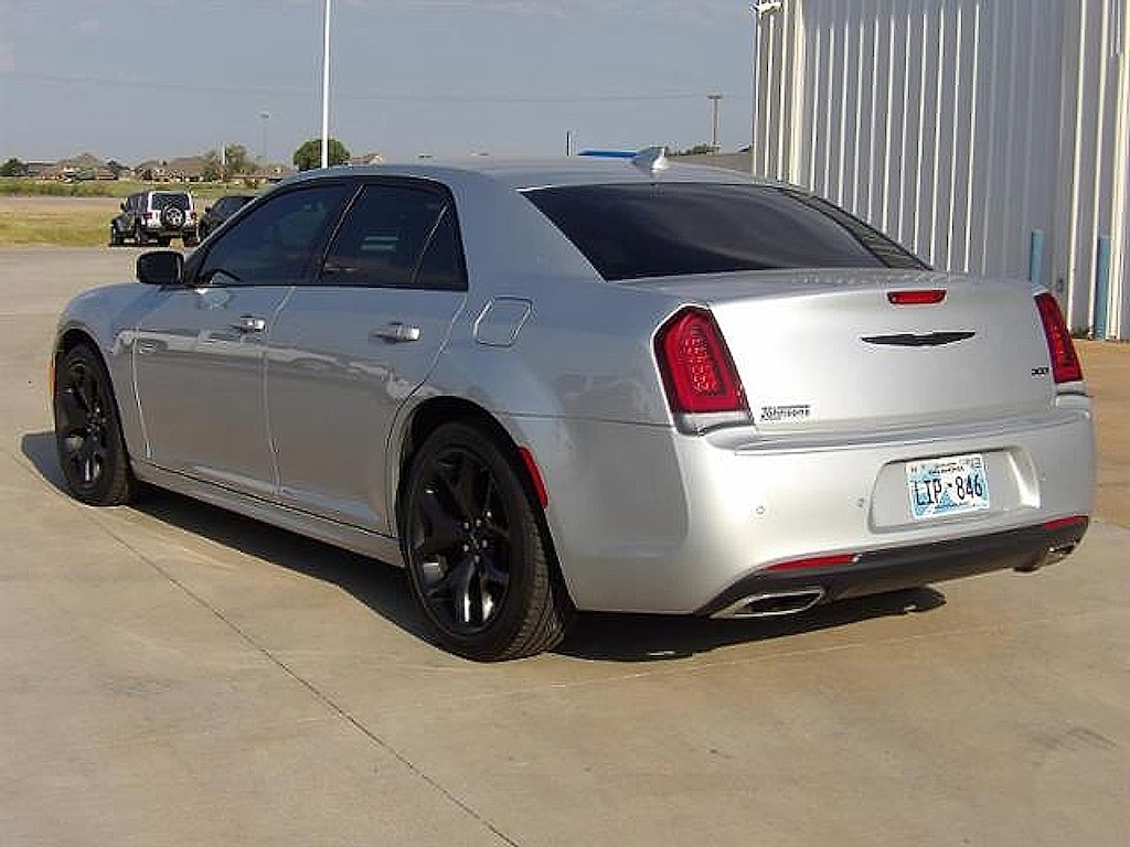 Used 2022 Chrysler 300 Touring L Touring L Sedan