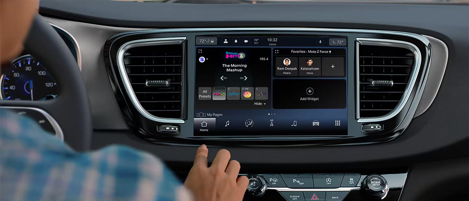 2026 Chrysler Voyager and Chrysler Pacifica technology and safety comparison