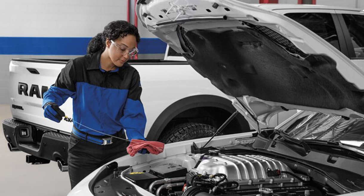 2027 Chrysler Pacifica oil service
