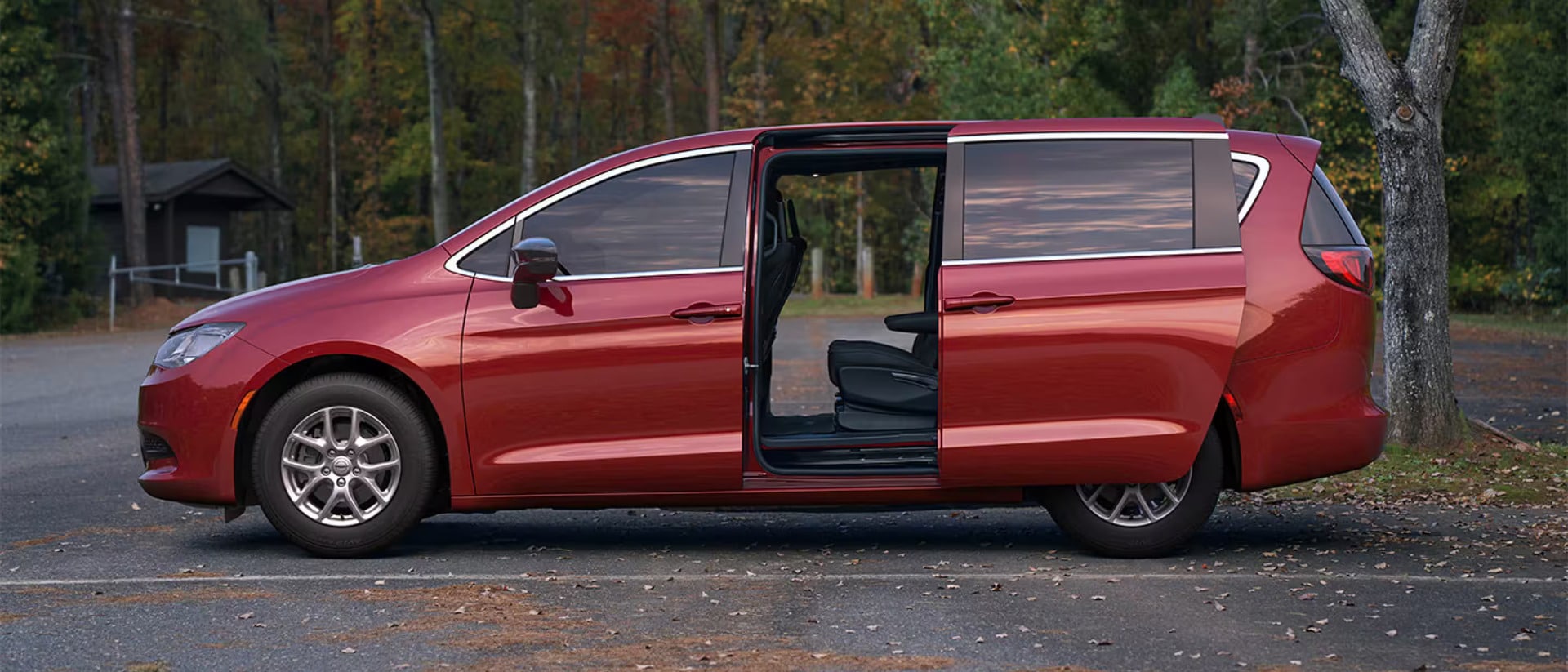 2026 Chrysler Voyager LX