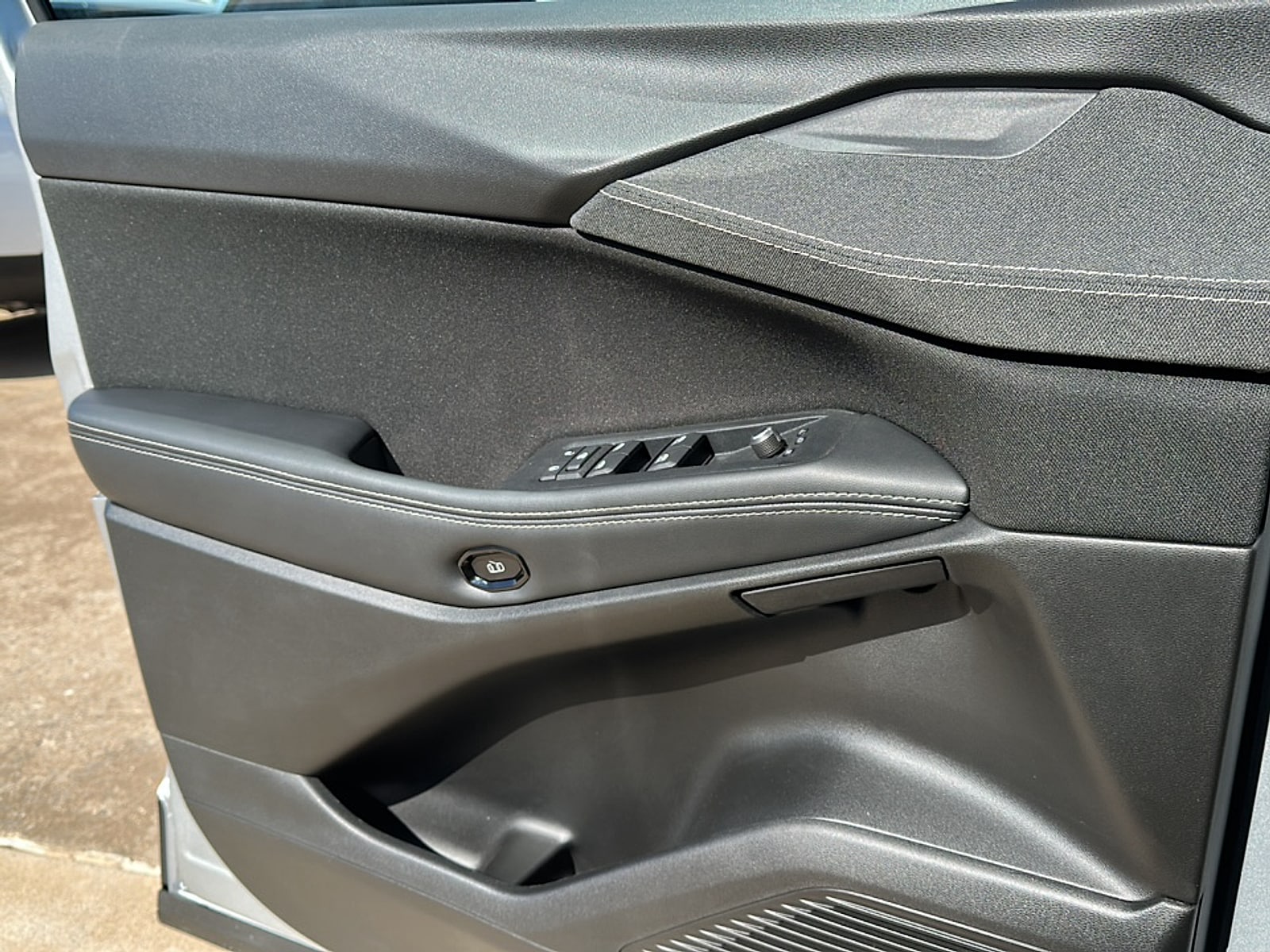 2026 Jeep Cherokee Laredo - Photo 11