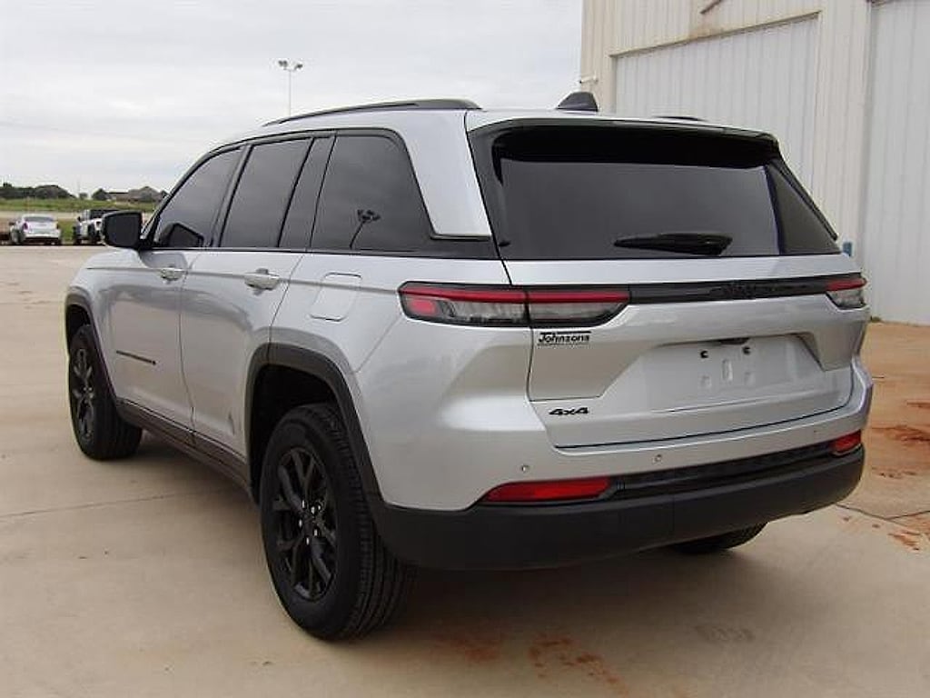 Used 2024 Jeep Grand Cherokee Altitude X 4x4 4x4 Altitude X  SUV