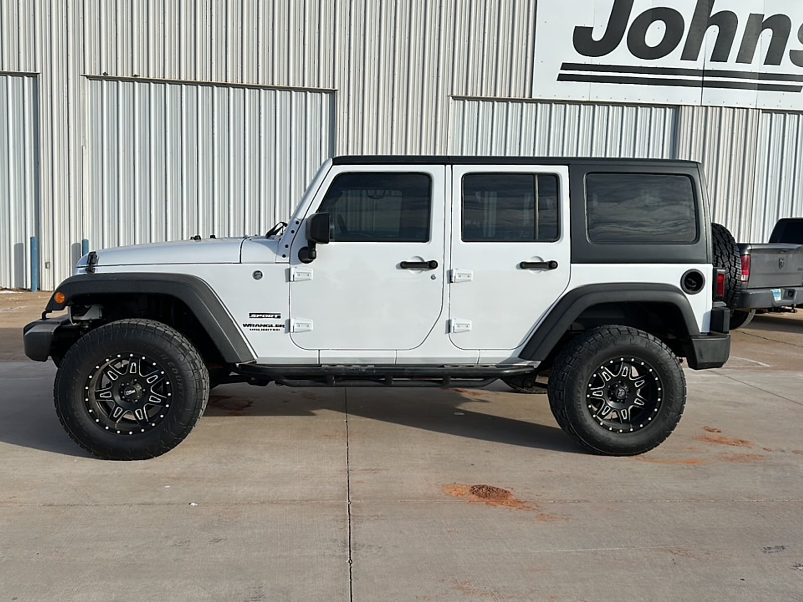 Used 2016 Jeep Wrangler Unlimited Sport with VIN 1C4BJWDGXGL259538 for sale in Kingfisher, OK