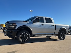 2026 Ram 2500 WARLOCK CREW CAB 4X4 6'4 BOX Pickup