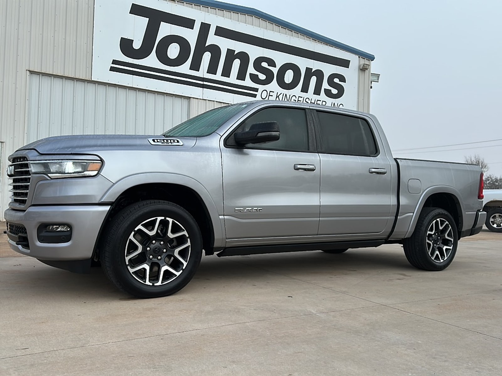 2025 RAM Ram 1500 Pickup Laramie's photo