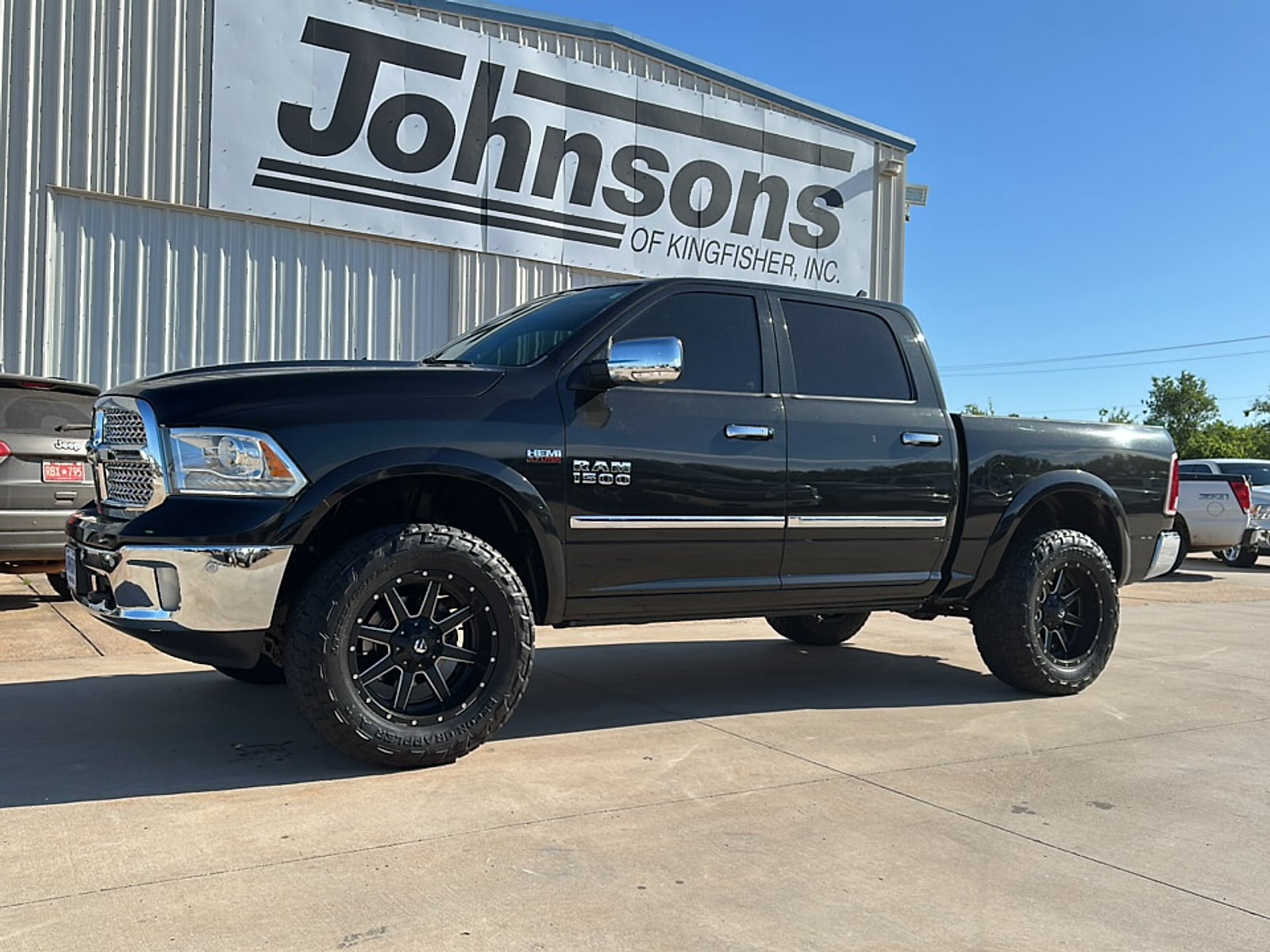 2017 RAM Ram 1500 Pickup Laramie