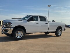 2026 Ram 2500 TRADESMAN CREW CAB 4X4 8' BOX Pickup