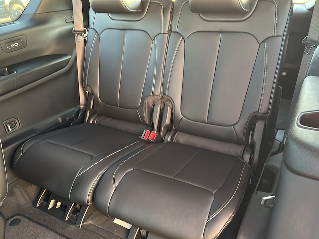 New 2025 Jeep Grand Cherokee L Limited Sport Utility