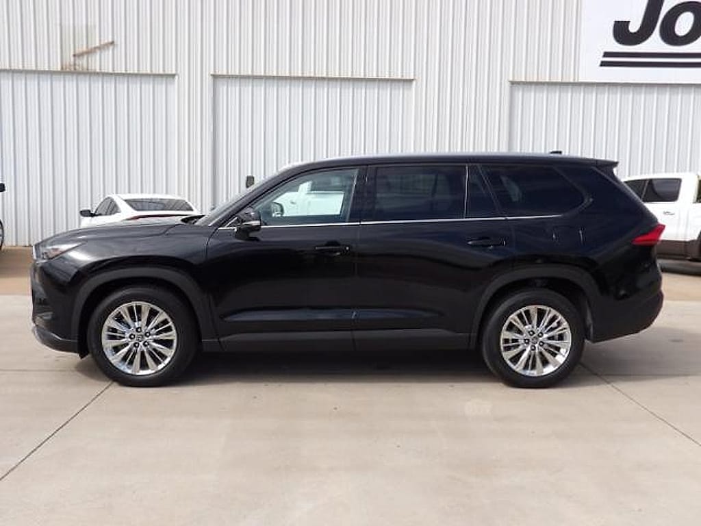 Used 2024 Toyota Grand Highlander Platinum AWD Platinum SUV