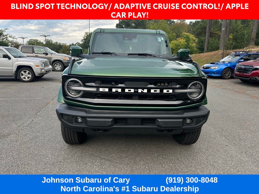 2024 Ford Bronco Outer Banks photo 2