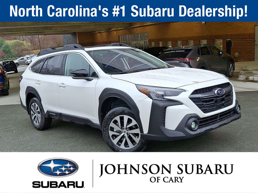2025 Subaru Outback Premium's photo