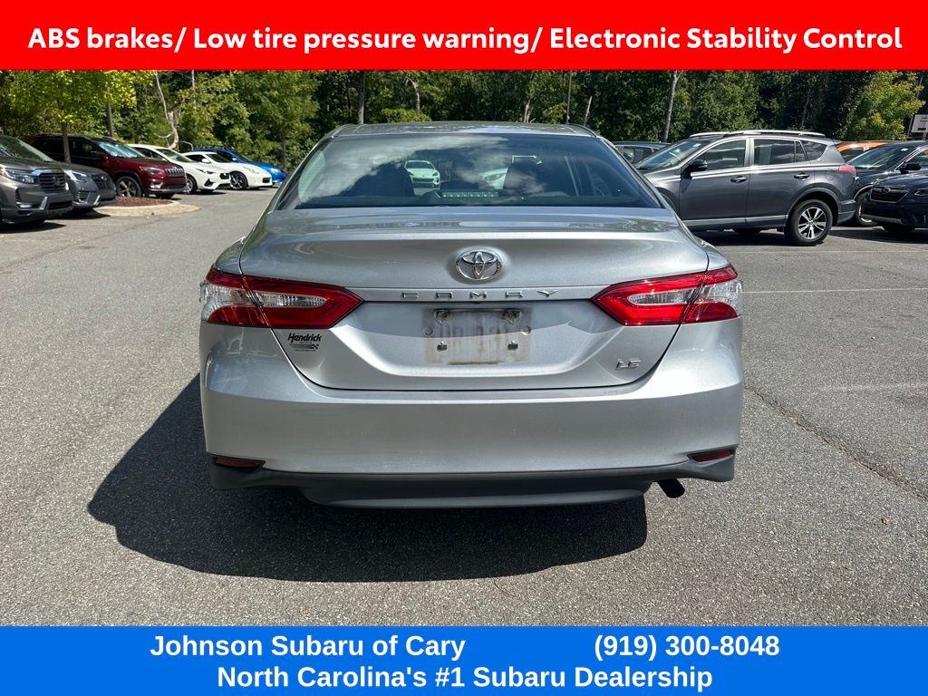 2018 Toyota Camry LE photo 4