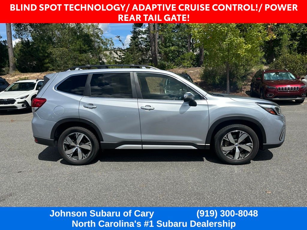 2020 Subaru Forester Touring photo 3