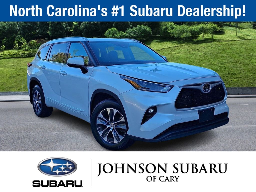 Used 2022 Toyota Highlander XLE SUV