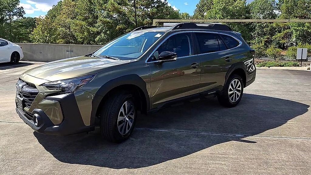 New 2025 Subaru Outback Premium SUV