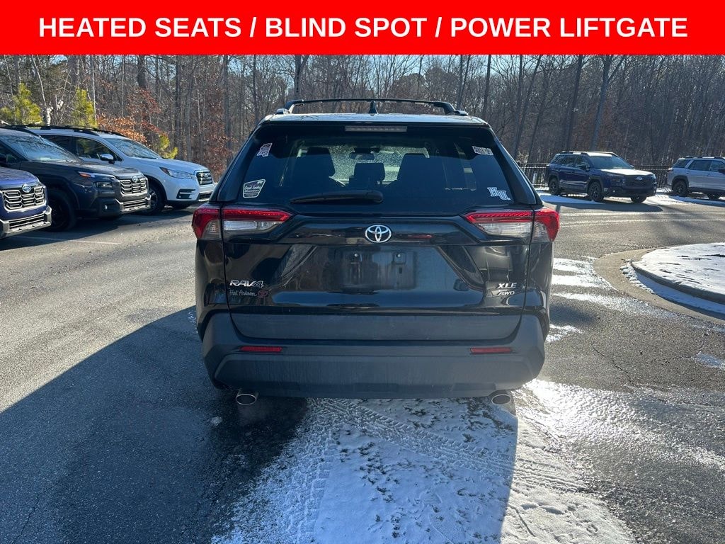 Used 2021 Toyota RAV4 XLE SUV