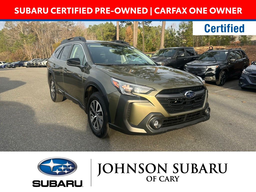 2025 Subaru Outback Premium's photo