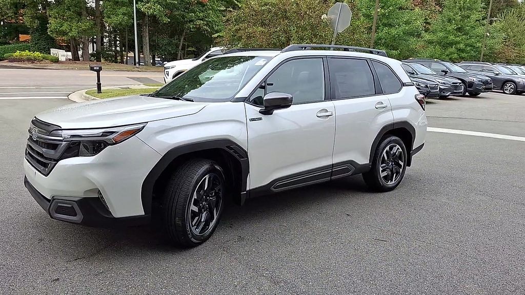 New 2025 Subaru Forester Hybrid Limited SUV